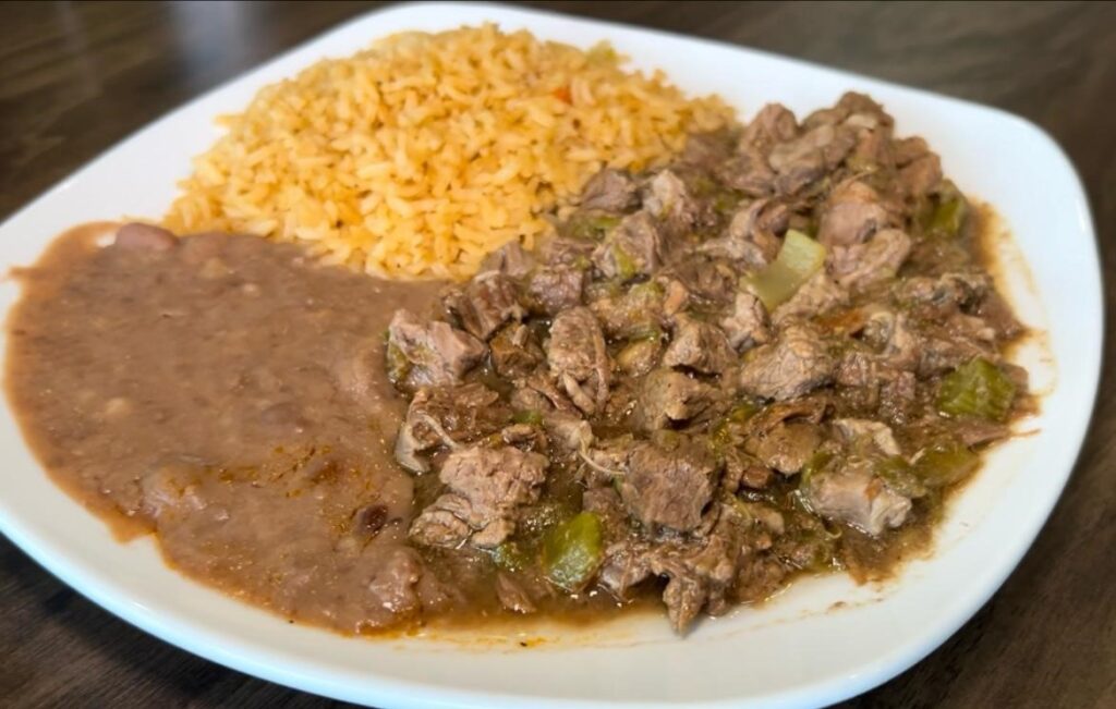 Guisos – El Oregano Restaurant